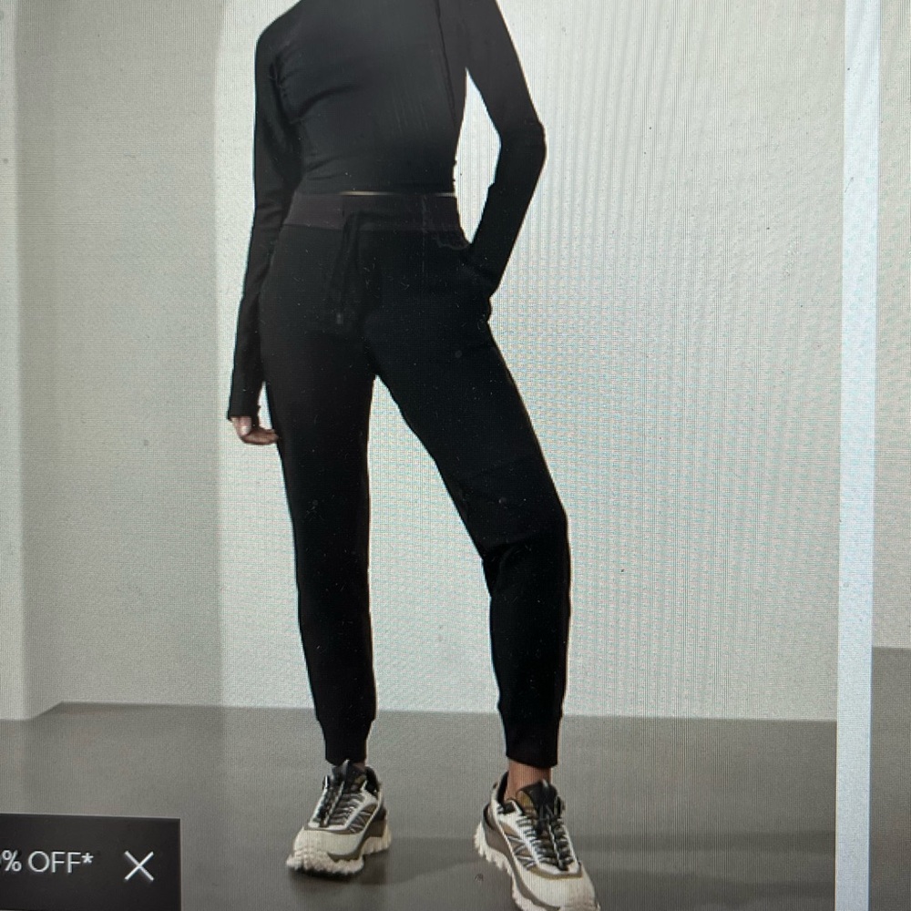 Athleta Headlands Hybrid Trek Midrise Jogger